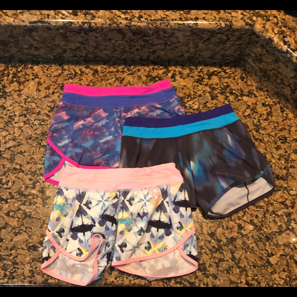 Ivivva Racer Shorts. Great Used condition. Size 10